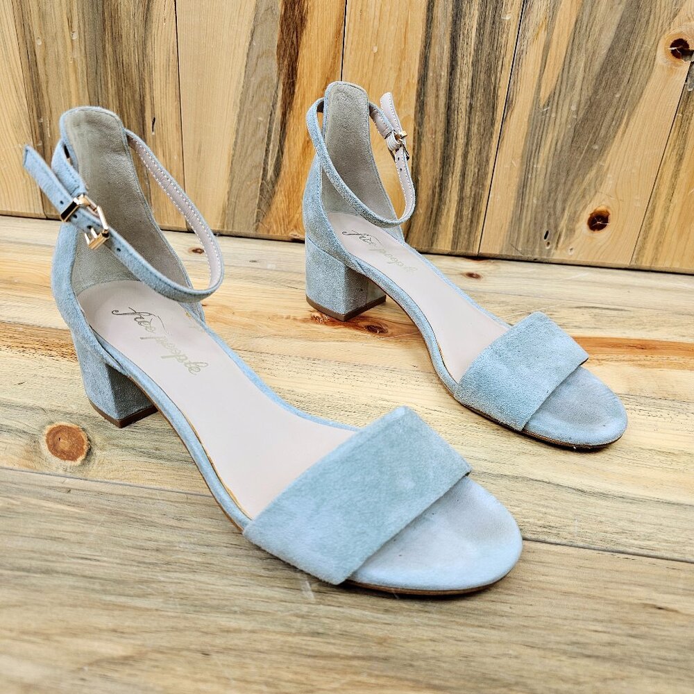 Free People Suede Pale Green "Marigold" Sandals - Size 39 / 9